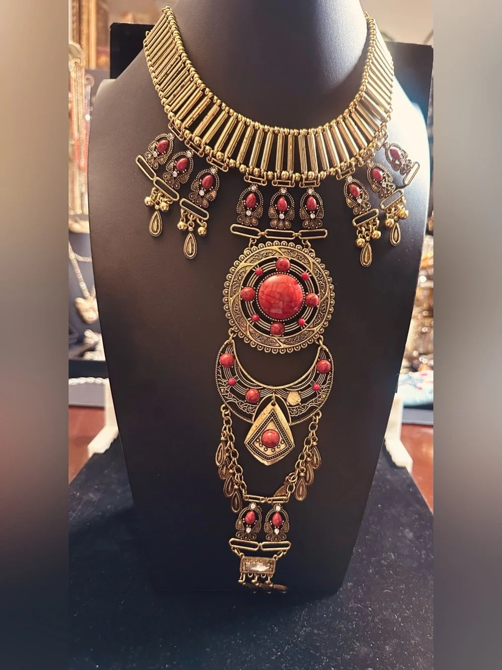 Ornate Gold-Tone Red Cabochon Bridal/Ceremonial Statement Necklace – Tribal Boho